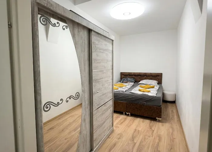 Comfortable 1br & 1lr Prime Location Of *